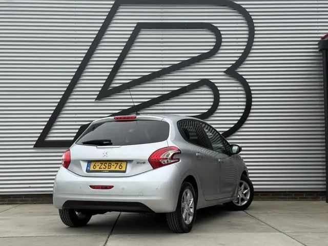 Peugeot 208 1.2 PureTech Style Pack 2e Eigenaar|Navi|Airco|Cruise|PDC|N.A.P|Clima|APK tot 03-2027