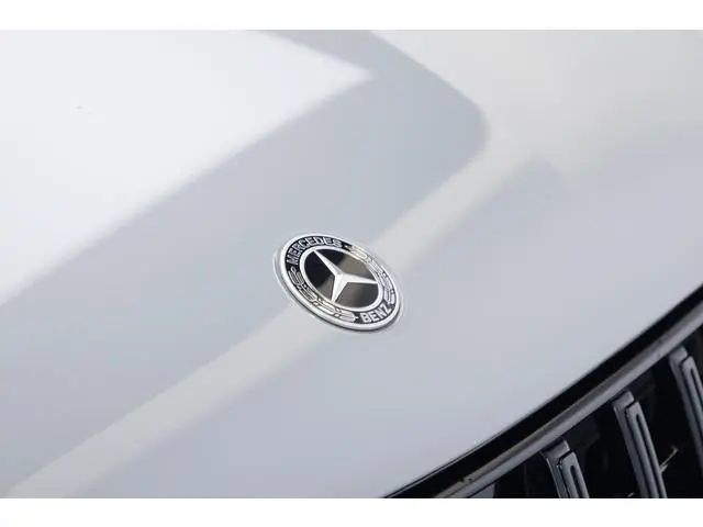 Mercedes-Benz GLC-klasse 300e 4MATIC AMG Line | SOH 99.4 | Panoramadak | Trekhaak | Sfeer | Multicon...
