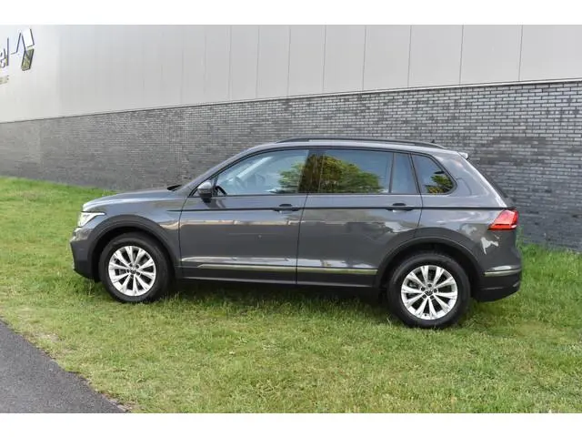 Volkswagen Tiguan 1.5 TSI Life el-achterklep 1800kg trekgewicht Navigatie 