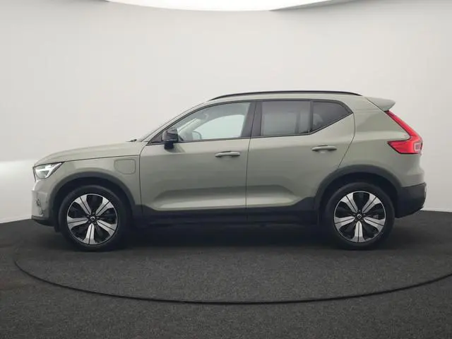 Volvo XC40 T5 Plus Dark PHEV 262pk Dealer O.H. | Adaptive Cruise | 360 Camera | Harman / Kardon | Le...