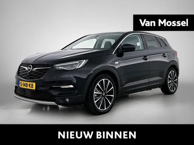 Opel Grandland X 1.6 Turbo Hybrid4 Ultimate | 300pk! | Navigatie | Camera | Lederen Bekleding |