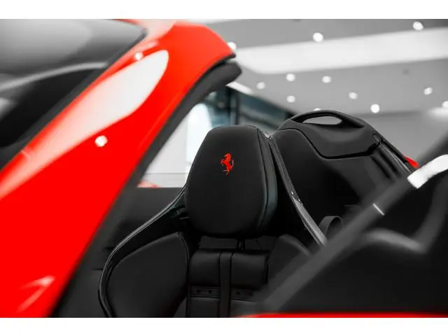 Ferrari SF90 Spider