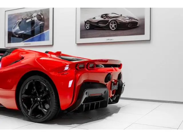 Ferrari SF90 Spider