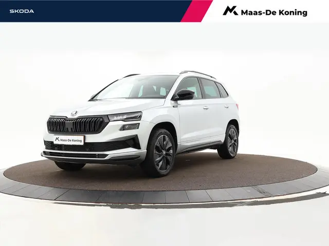Skoda Karoq 1.5TSI/150PK DSG ACT Sportline · Camera · Elek. Trekhaak · Elek. Achterklep · Apple/Andr...