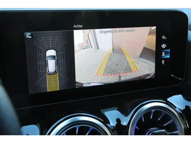 Mercedes-Benz GLA-klasse 250 e AMG Line Automaat PHEV Nieuw Model!  | Leder | Navigatie Augmented re...