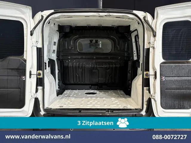 Fiat Doblò Cargo 1.6 MJ 90pk L1H1 Euro6 Airco | 3-Zits | Navigatie | Apple Carplay | Android Auto Zi...