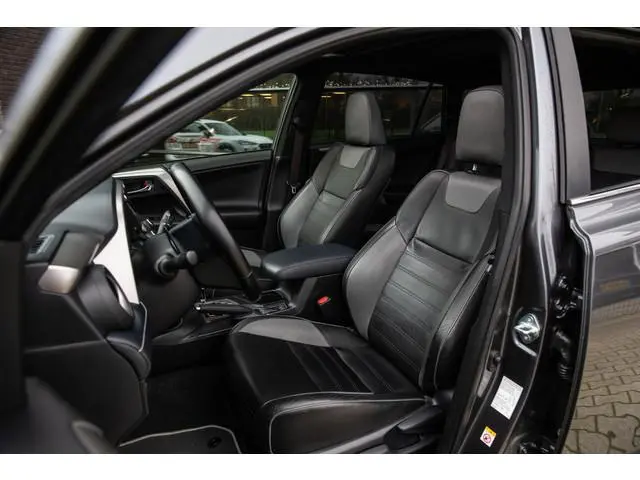 Toyota RAV4 2.5 Hybrid Black Edition , Panoramadak, Trekhaak,