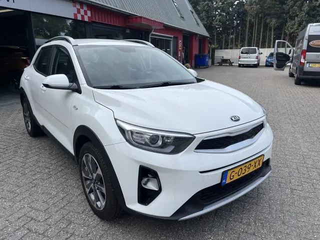 Kia Stonic 1.0 T-GDi DynamicLine 1e Eign. Incl. Beurt
