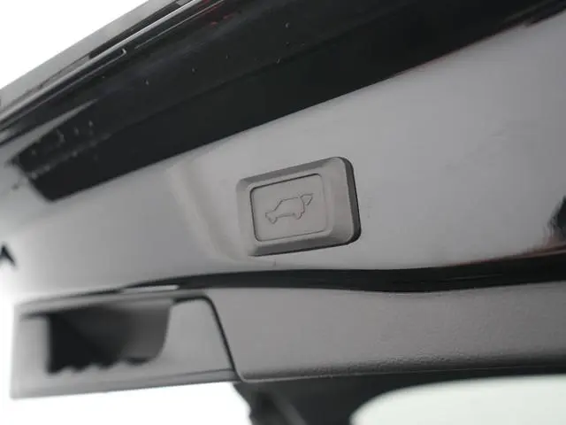 Suzuki Across