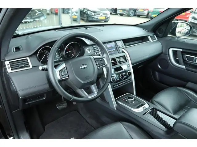 LAND ROVER DISCOVERY SPORT 2.0 TD4 URBAN SERIES SE DYNAMIC | PANO | CAMERA | MERIDIAN | TREKHAAK | L...