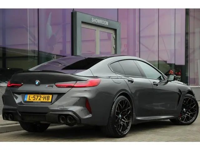 BMW M8