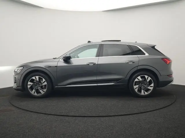 Audi e-tron 50 Quattro 2x S Line 313pk 71 kWh Dealer O.H INCL BTW | Luchtvering | Panodak | Head Up...