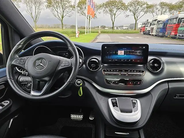 Mercedes-Benz EQV