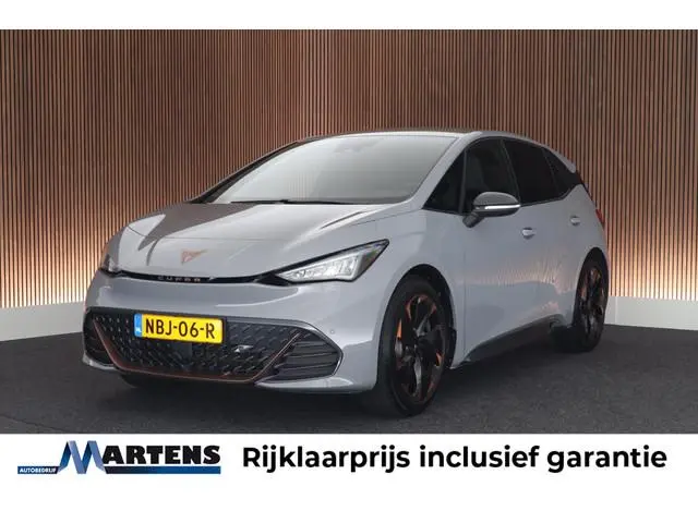 CUPRA Born Performance 62 kWh 204pk Elec. Sportstoelen Massage Stoelverwarming ACC Achteruitrijcamer...