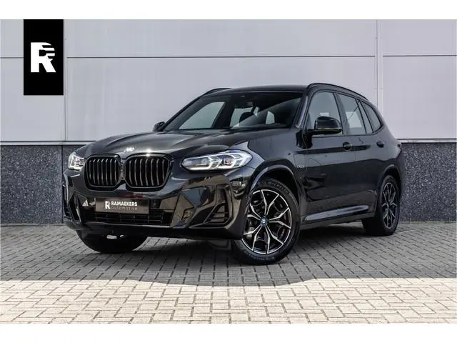 BMW X3 xDrive30e High Executive Leder / Head-Up / HiFi / Trekhaak / 360 camera