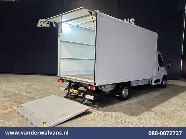 Peugeot Boxer 2.2 BlueHDi 141pk Bakwagen 435cm Lang Laadklep Euro6 Airco | 1085kg laadvermogen | Cru...