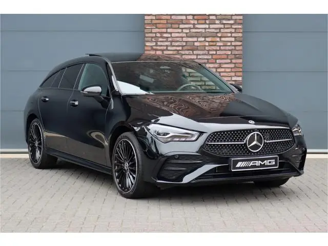 Mercedes-Benz CLA-klasse Shooting Brake 250 e AMG Line | Facelift | Panoramadak | Memory | Distronic...