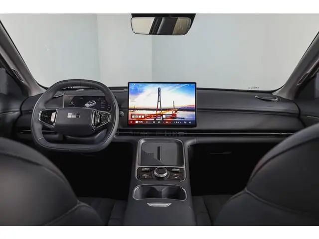 Geely Starray EM-i 1.5 Max+ PHEV | 136km Elektrisch | S/K-Panodak | 360 Camera | NAV+App. Connect |...