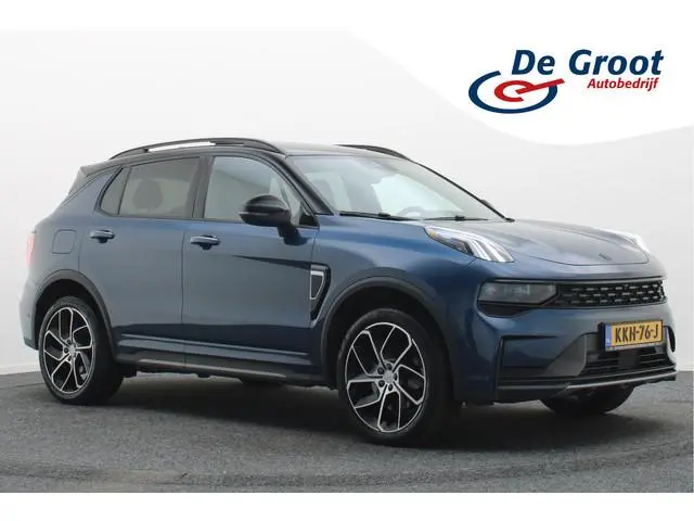 Lynk & Co 01