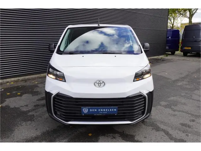 Toyota pro-ace