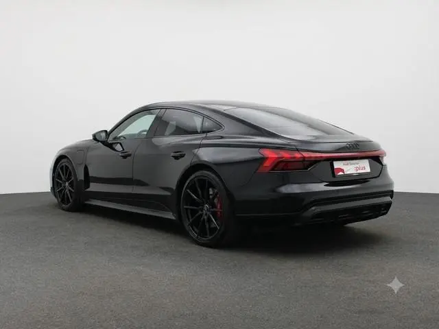 Audi e-tron GT RS 93 kWh 599pk | Panoramadak | Navigatie | Head Up display |Stoelverwaming en ventil...