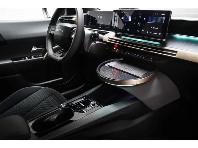 Lancia Ypsilon 1.2 Turbo Hybrid LX | CLIMA | DRAADLOZE LADER | DAB | 360 CAMERA