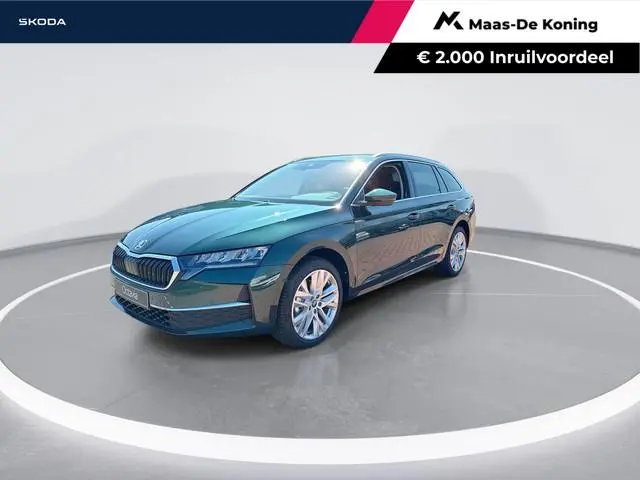 Škoda Octavia combi Business Edition Plus 1.5 TSI m-HEV 85 kW / 115 PK | Chrome Pakket | 18'' lichtm...