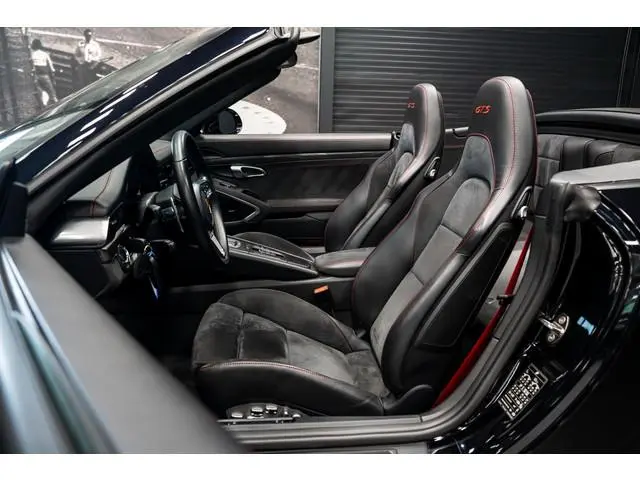 Porsche 911 Cabrio 3.0 Carrera GTS *APPROVED / Sport-Design / BOSE / 18-Wegs / CARBON / Sport-Chrono...