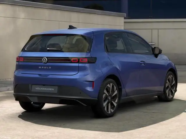 Volkswagen ID. Polo Life First Edition 52 kWh/211 PK · 18" Lichtmetalen velgen · Stoelverwarming · C...