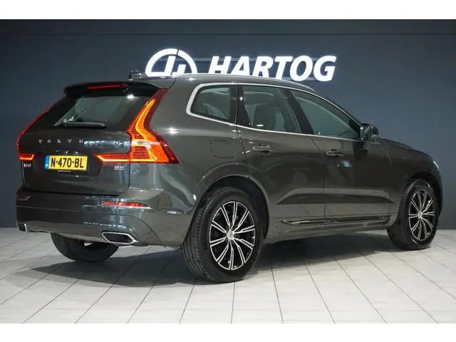 Volvo XC60 2.0 B5 Inscription + PANORAMA / 360 CAMERA / LEDER / TREKHAAK /