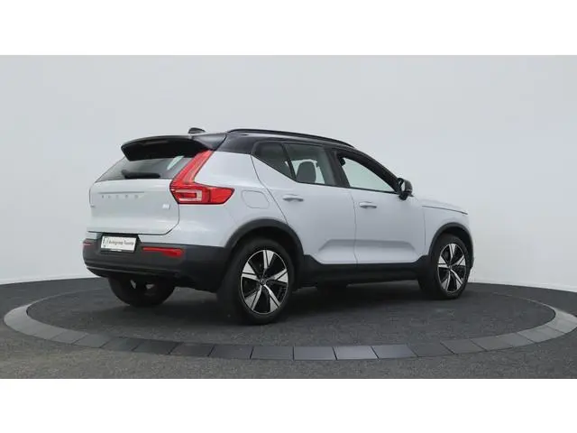 Volvo XC40 1.5 T4 Rech R-Design | Harman Kardon | Stoelverwarming | LED |