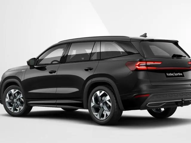 Škoda Kodiaq Sportline Business 1.5 TSI PHEV 150 kW / 204 PK | Black magic | Trekhaak wegklapbaar |...