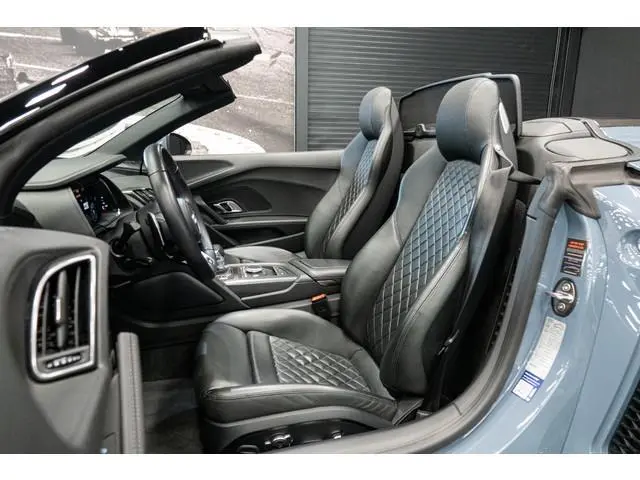 Audi R8 Spyder 5.2 Performance Quattro *Keramisch / Magnetic Ride / Capristo / Bang & Olufsen / Carb...