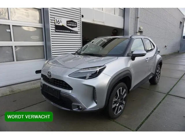Toyota Yaris Cross 1.5 Hybrid 130 Executive |Navi|Carplay|PDC V+A|Dodehoek|E.a.klep|Stoel en stuurve...
