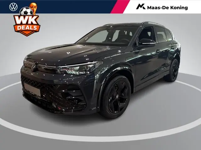 Volkswagen Tiguan R-Line 1.5 eHybrid 204 PK 6 versn. DSG · Voorstoelen verwarmd · Achteruitrijcamera...