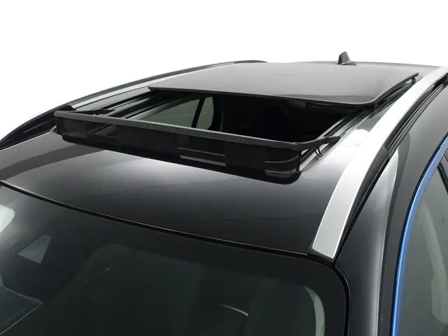 Lynk & Co 01 1.5 SOH 90 % , Trekhaak, Panoramadak, 360 Camera, Infinity Audio, Memory Seats, Virtual...
