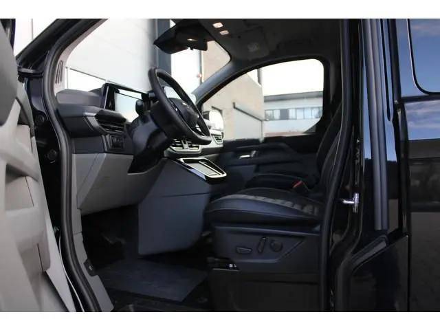 Ford Tourneo