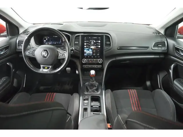 Renault Mégane Estate TCe 140 R.S. Line | Trekhaak | Adaptieve Cruise Control | BOSE Audio |