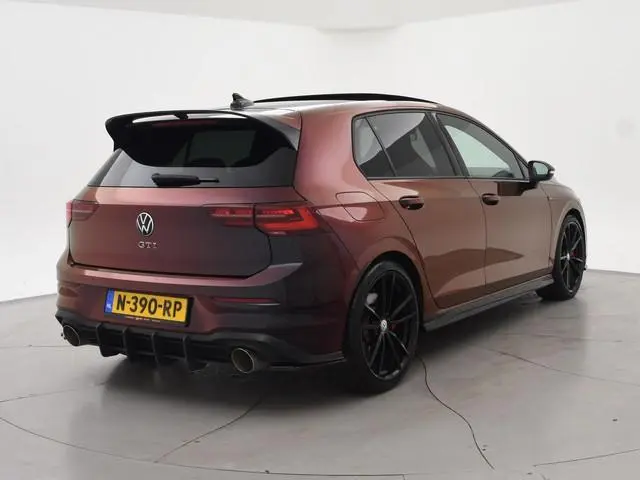 Volkswagen Golf 8 2.0 TSI GTI CLUBSPORT 300 PK MILLTEK | PANORAMA | HARMAN/KARDON | SFEERVERL. | CAM...