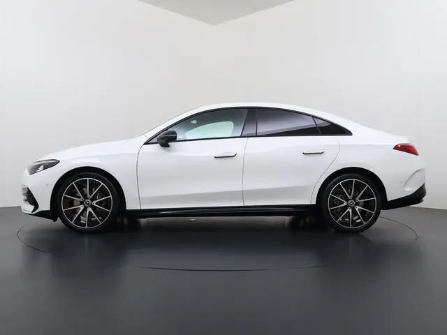 Mercedes-Benz CLA 250+ Launch Edition 85 kWh Accu | Trekhaak Wegklapbaar | Memorystoelen | Warmtepom...