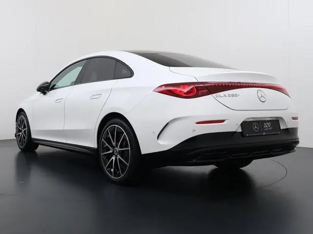 Mercedes-Benz CLA 250+ Launch Edition 85 kWh Accu | Trekhaak Wegklapbaar | Memorystoelen | Warmtepom...