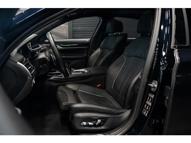 BMW 7-serie 740d xDrive High Executive *M-Sport / Actieve-Besturing / Stoelventilatie / Entertainmen...