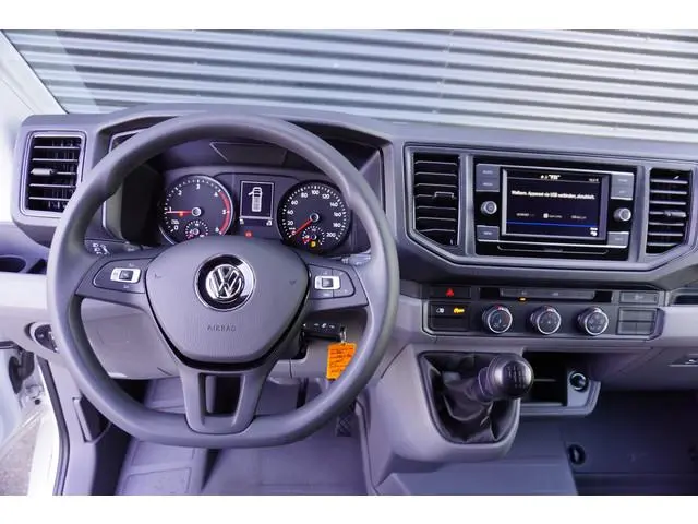 Volkswagen Crafter 140 pk L3H3/L2H2 Apple Carplay Camera LED Airco 3-Zits garantie tot 28-12-2028