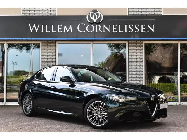 Alfa Romeo Giulia 2.2 TI Verde Visconti Leder Carplay Stoelverw.