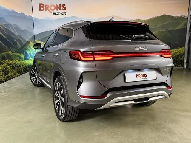BYD SEAL U