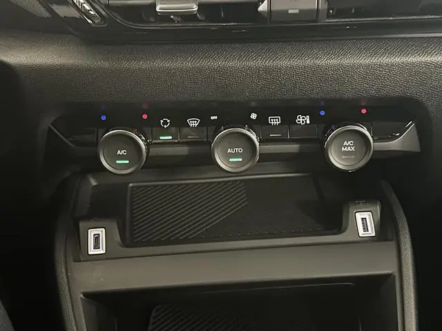 Citroën C4 X