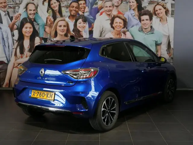 Renault Clio 1.6 E-Tech Full Hybrid 145 techno - Apple carplay/ Android auto - Camera - Sensor achte...