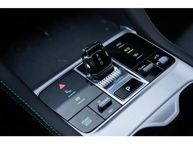 BYD SEAL U
