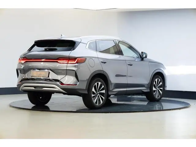 BYD SEAL U