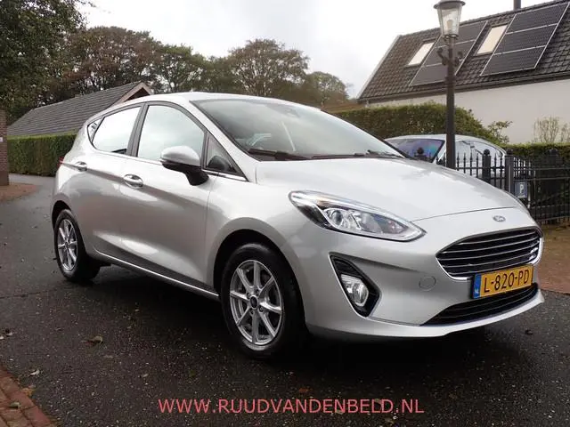 Ford Fiesta 1.0 EcoBoost Titanium CARPLAY/KEYLESS/NAVI/CRUISE/PDC